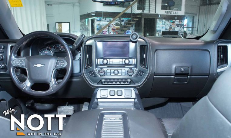 2018 CHEVROLET SILVERADO 1500 LTZ | Z71 Pkg | Crew Cab