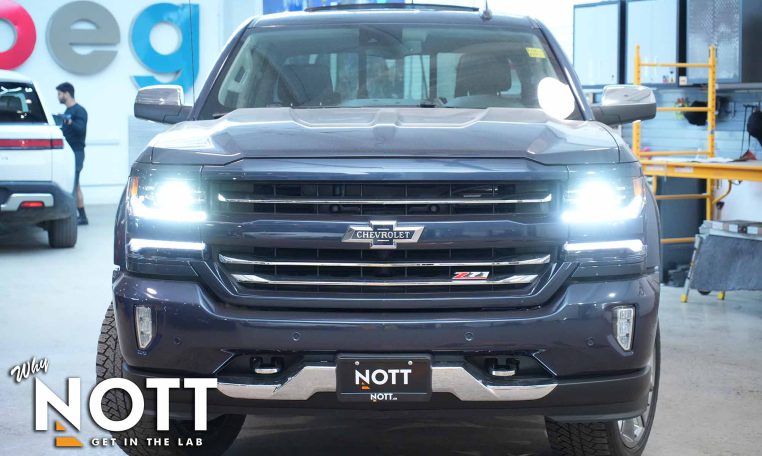 2018 CHEVROLET SILVERADO 1500 LTZ | Z71 Pkg | Crew Cab