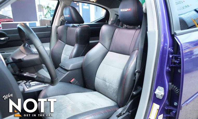 2007 DODGE CHARGER SRT8 | Plum Crazy 098-300