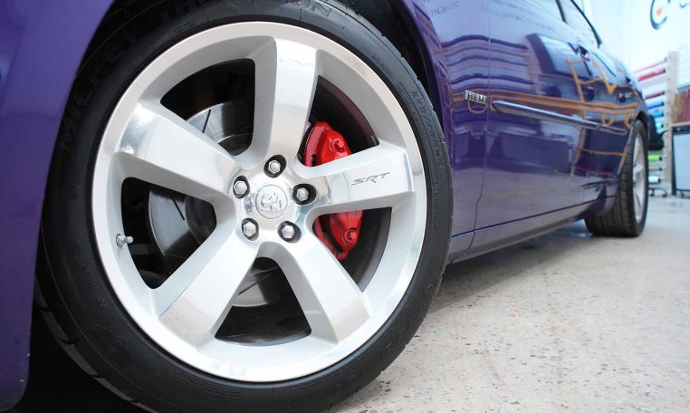 2007 DODGE CHARGER SRT8 | Plum Crazy 098-300
