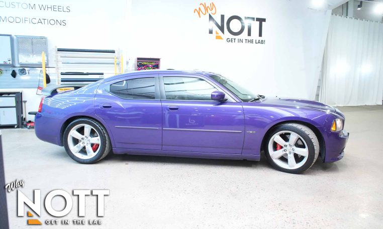 2007 DODGE CHARGER SRT8 | Plum Crazy 098-300