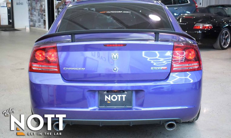 2007 DODGE CHARGER SRT8 | Plum Crazy 098-300