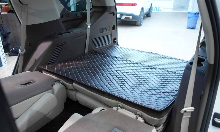 2023 GMC YUKON DENALI | Captain Seats | Rear Entertainment