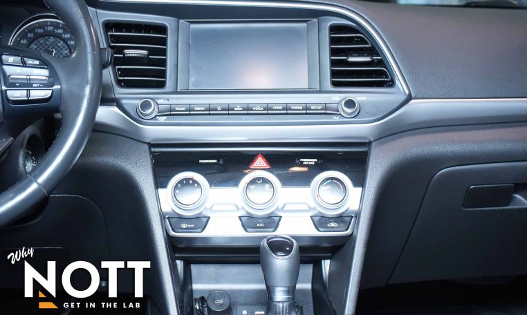 2019 HYUNDAI ELANTRA Preferred 2019 Hyundai Elantra Preferred / No Accidents / Remote Start/ 2 Keys / Weather Tech Matts