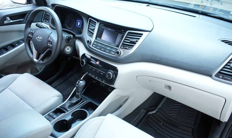 2017 HYUNDAI TUCSON 2 Sets!