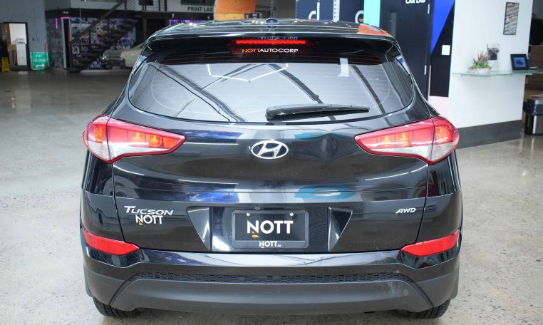 2017 HYUNDAI TUCSON 2 Sets!