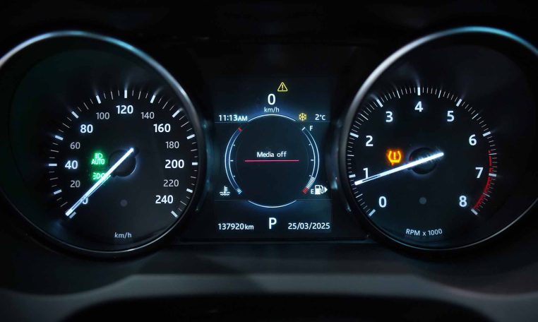 2017 LAND ROVER EVOQUE  5dr HB SE | All-Wheel Drive
