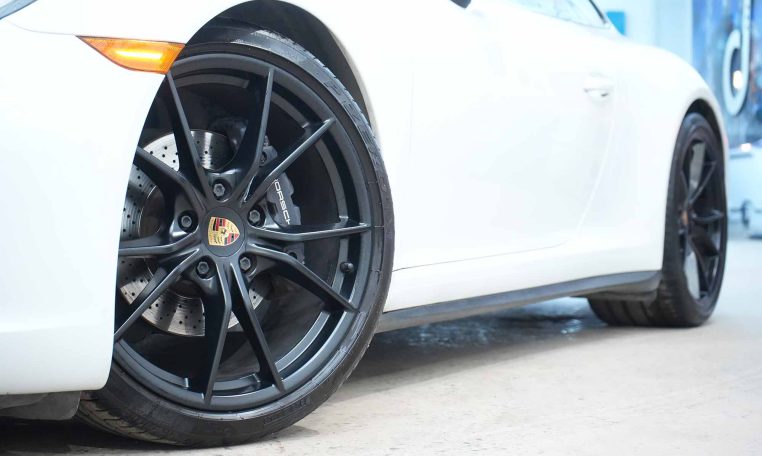 2017 PORSCHE 911 Carerra 4 | Premium Package Plus | PDK