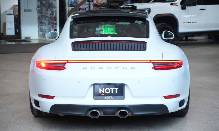 2017 PORSCHE 911 Carerra 4 | Premium Package Plus | PDK
