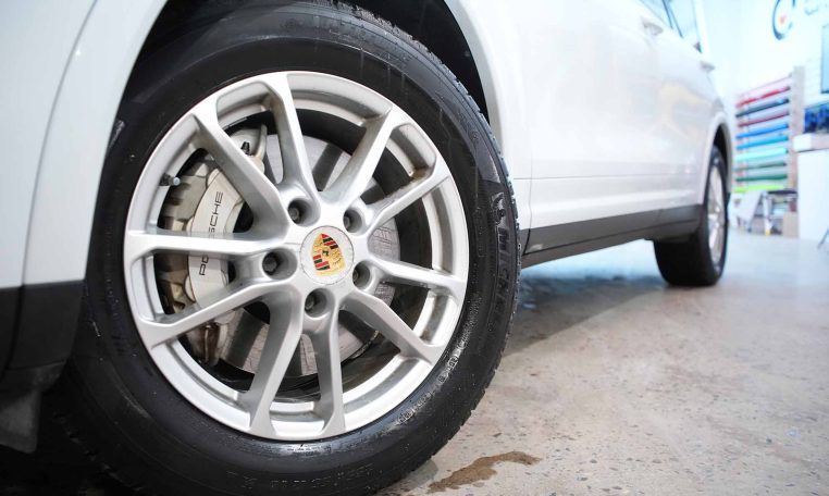 2017 PORSCHE CAYENNE AWD 4DR S