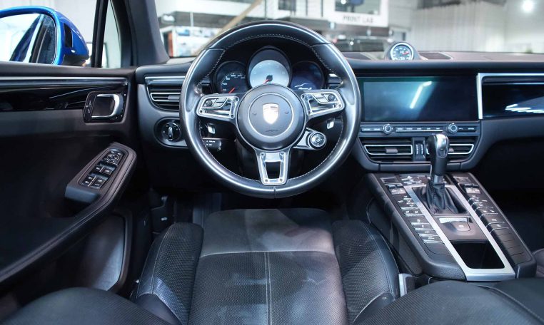 2019 PORSCHE MACAN S | Two Sets of Wheels