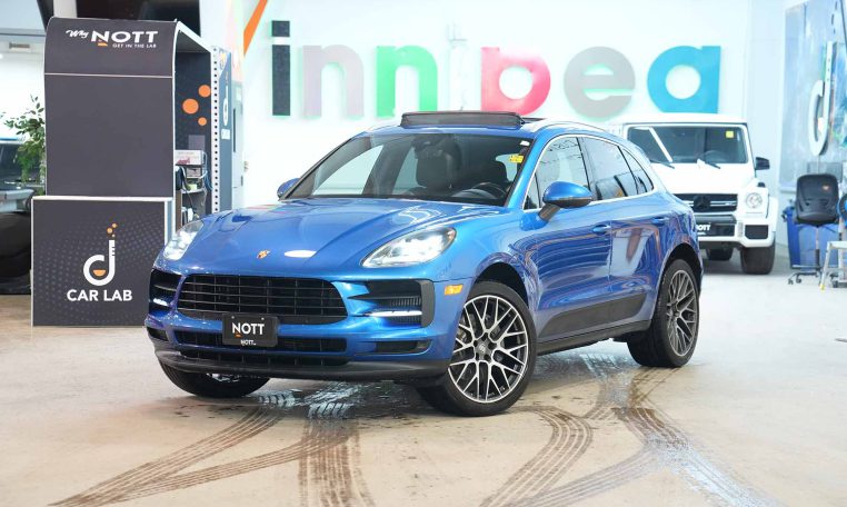 2019 PORSCHE MACAN S | Two Sets of Wheels
