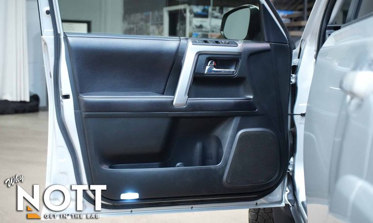 2018 TOYOTA 4 Runner SR5 | Local MB Vehicle | 7 Passenger!