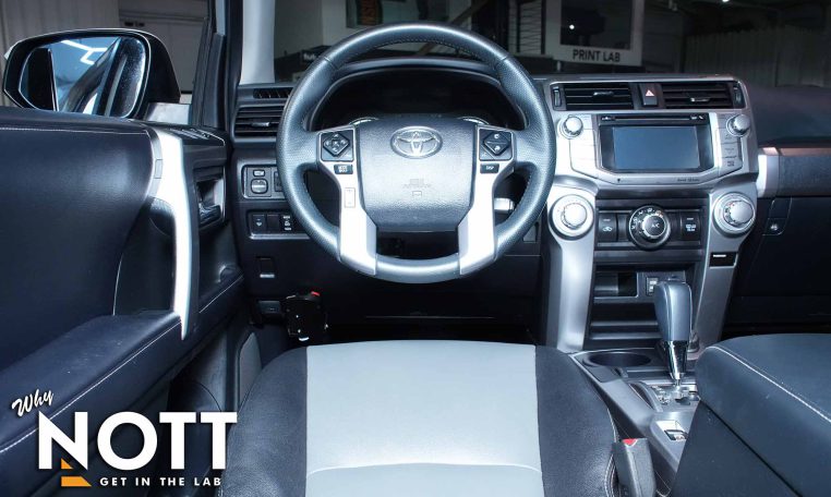 2018 TOYOTA 4 Runner SR5 | Local MB Vehicle | 7 Passenger!