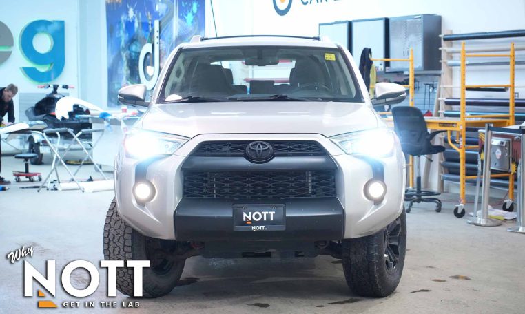 2018 TOYOTA 4 Runner SR5 | Local MB Vehicle | 7 Passenger!