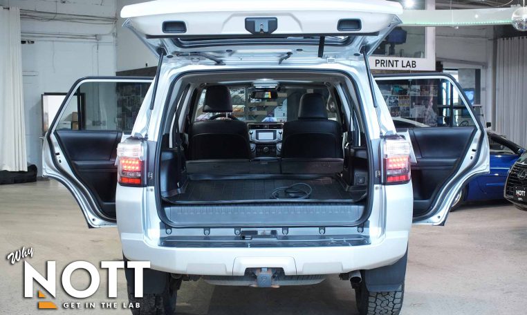 2018 TOYOTA 4 Runner SR5 | Local MB Vehicle | 7 Passenger!