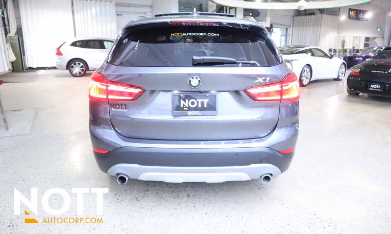 2018 BMW X1 28i
