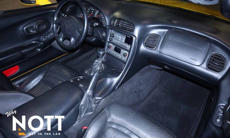 2001 CHEVROLET CORVETTE