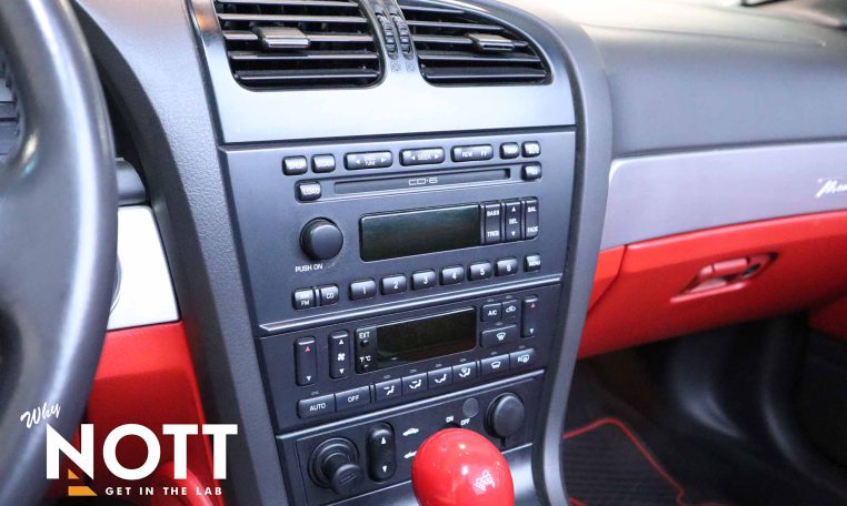 2002 FORD THUNDERBIRD
