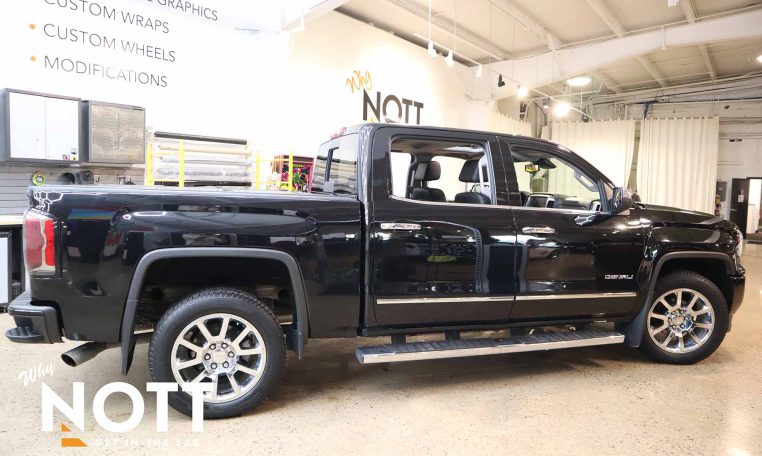 2017 GMC SIERRA 1500 DENALI | AB / MB Vehicle | NO Accidents | One Owner