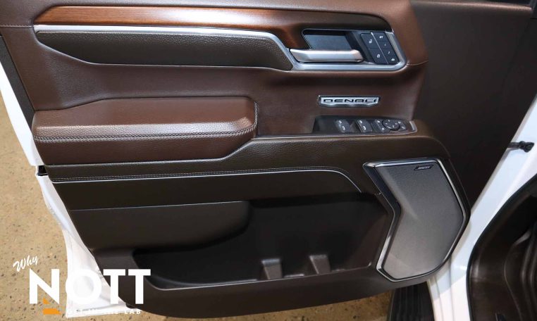2025 GMC SIERRA 1500 DENALI | Duramax | $95,000 MSRP