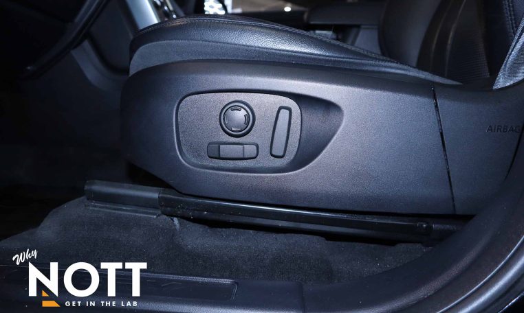 2019 LAND ROVER DISCOVERY SPORT HSE | Low Mileage