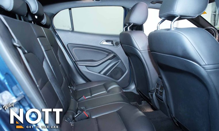 2019 MERCEDES BENZ GLA GLA 250 | Sunroof