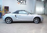 2004 TOYOTA MR2 SPYDER