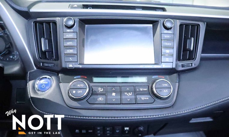2016 TOYOTA RAV-4 HYBRID LIMITED