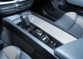 2021 VOLVO XC60 RECHARGE T8 R-Design | PHEV | Harmon Kardon | Adaptive Cruise Control