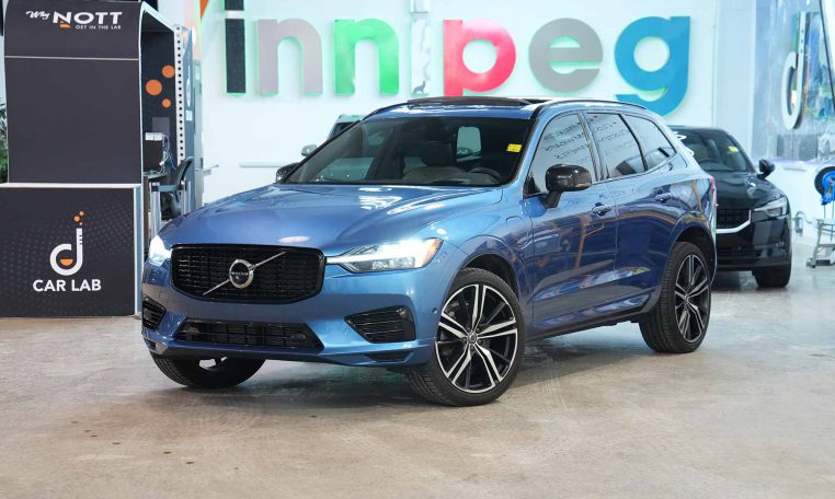 2021 VOLVO XC60 RECHARGE T8 R-Design | PHEV | Harmon Kardon | Adaptive Cruise Control