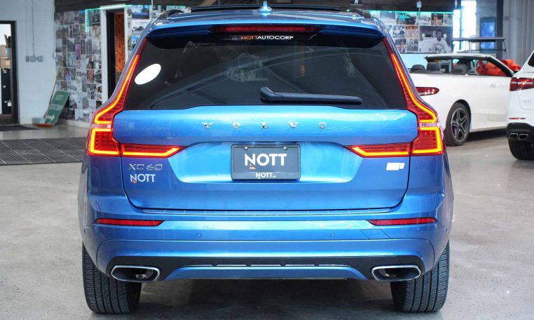 2021 VOLVO XC60 RECHARGE T8 R-Design | PHEV | Harmon Kardon | Adaptive Cruise Control