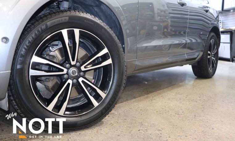 2018 VOLVO XC 60 T5 | LOCAL