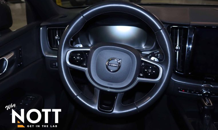 2018 VOLVO XC 60 T5 | LOCAL