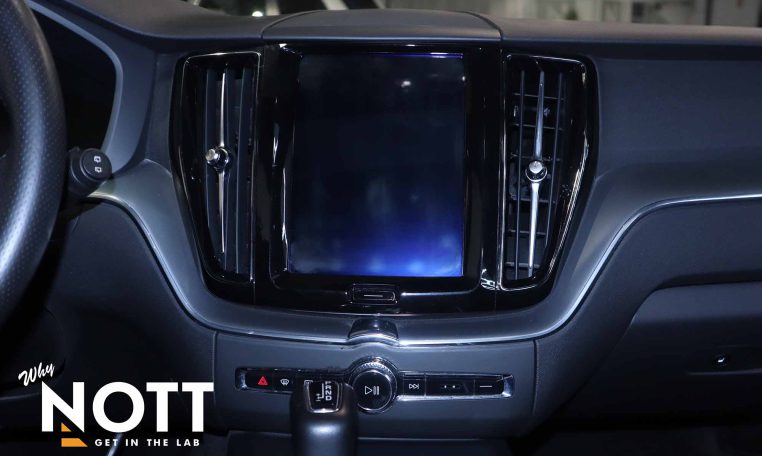 2018 VOLVO XC 60 T5 | LOCAL