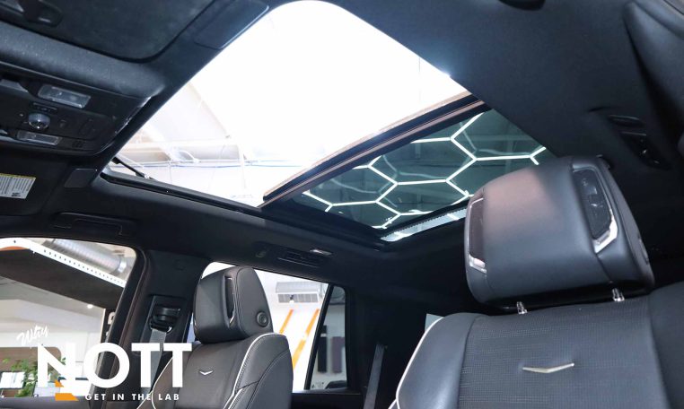2023 CADILLAC ESCALADE  4WD SPORT | LOCAL