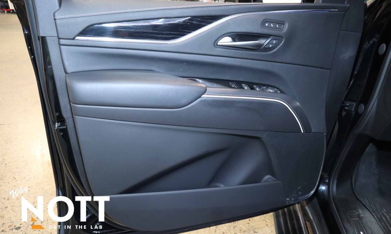 2023 CADILLAC ESCALADE  4WD SPORT | LOCAL