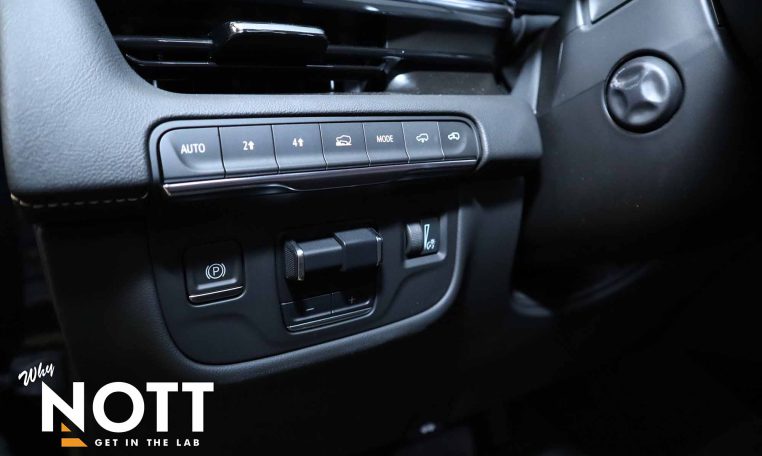 2023 CADILLAC ESCALADE  4WD SPORT | LOCAL