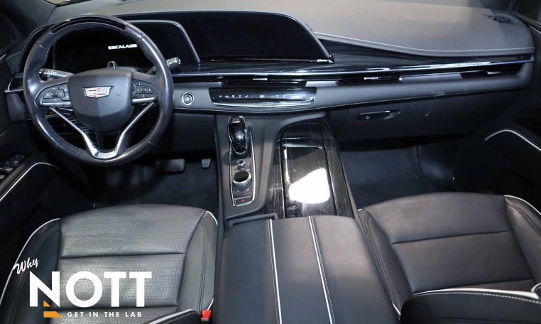 2023 CADILLAC ESCALADE  4WD SPORT | LOCAL