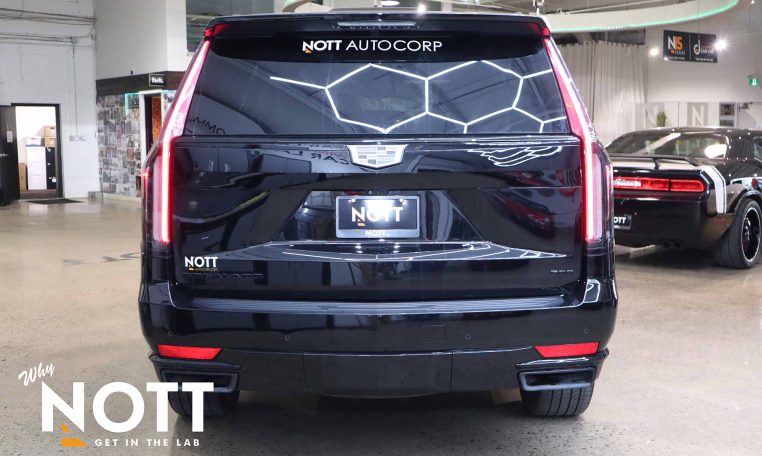 2023 CADILLAC ESCALADE  4WD SPORT | LOCAL