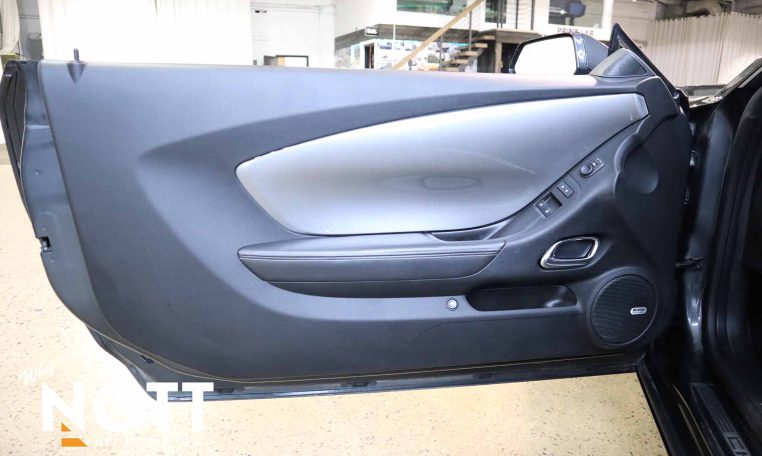 2012 CHEVROLET CAMARO 2SS 1 Owner | Low KMs | Clean Record | Never Winter Driven