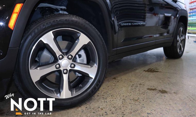 2022 JEEP GRAND CHEROKEE 4XE 4X4 | Rear Entertainment
