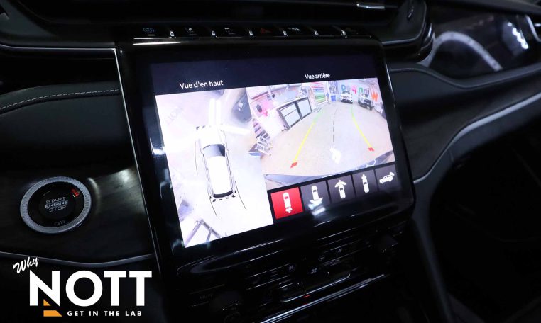 2022 JEEP GRAND CHEROKEE 4XE 4X4 | Rear Entertainment