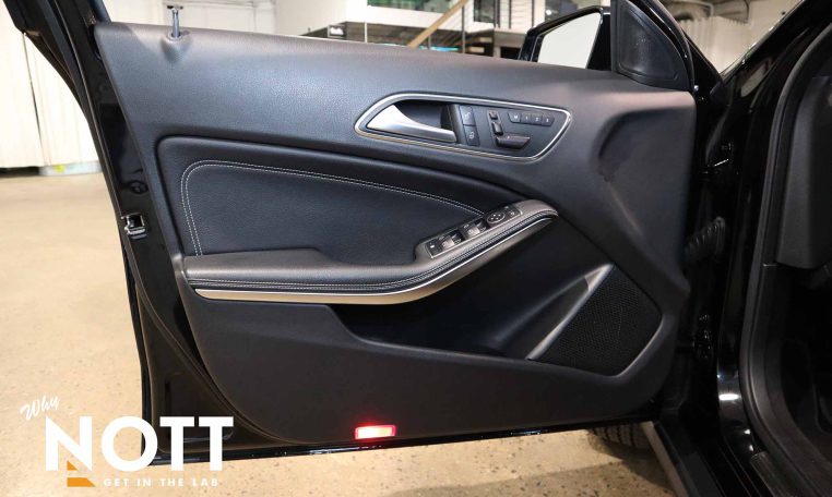 2016 MERCEDES-BENZ GLA 250