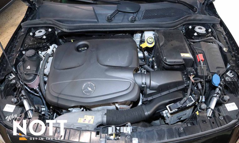 2016 MERCEDES-BENZ GLA 250