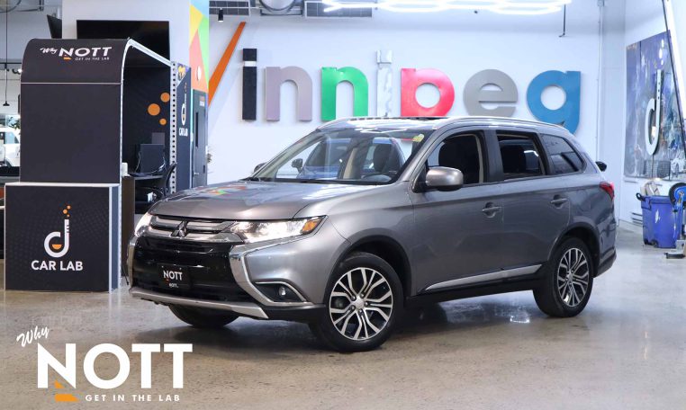 2018 MITSUBISHI OUTLANDER  ES