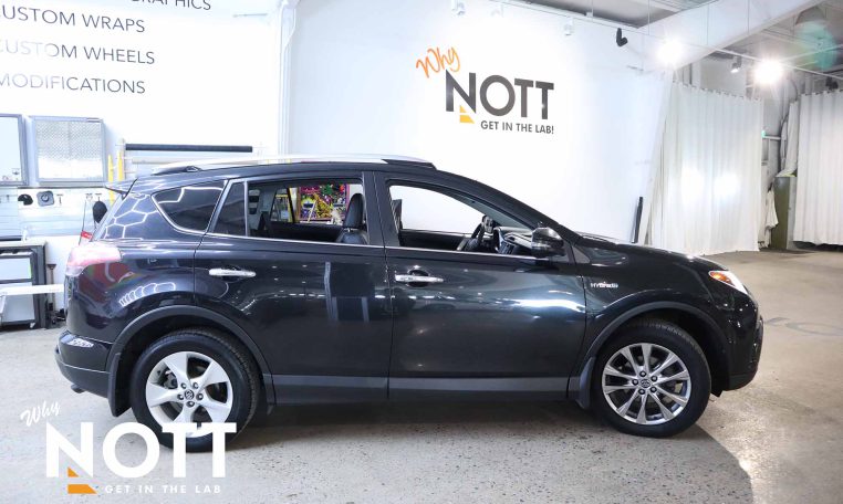 2016 TOYOTA RAV-4 HYBRID LIMITED