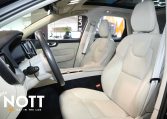 2022 VOLVO XC 60 B5 AWD Momentum | Blond Leather
