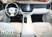 2022 VOLVO XC 60 B5 AWD Momentum | Blond Leather