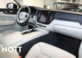 2022 VOLVO XC 60 B5 AWD Momentum | Blond Leather